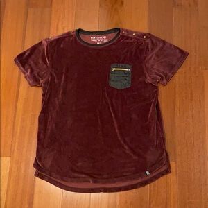 Maroon T shirt